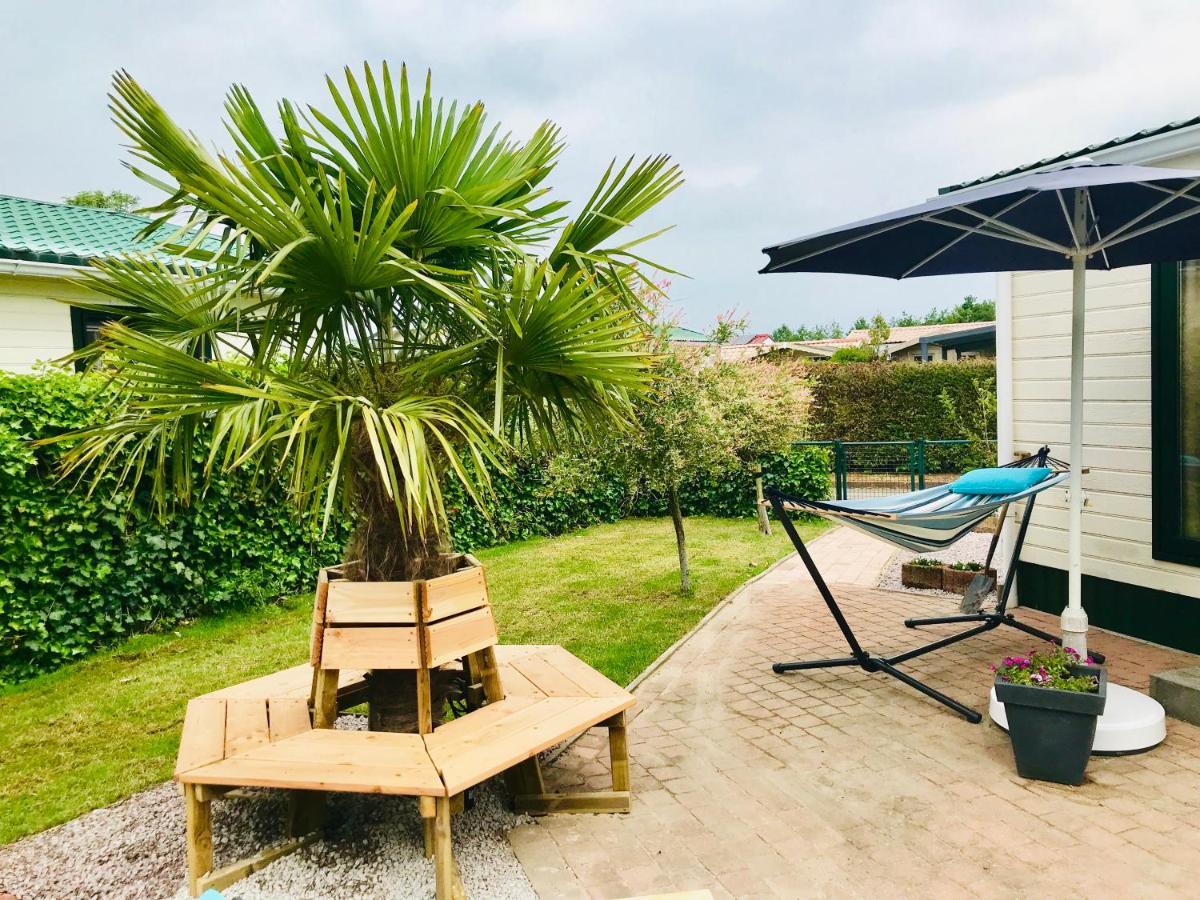 De Corner Van Zeeland Met Jacuzzi Sint Annaland Exteriör bild