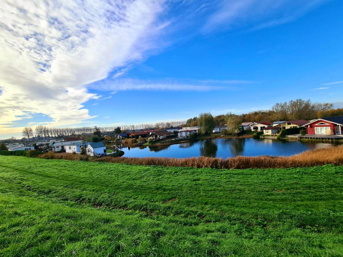 De Corner Van Zeeland Met Jacuzzi Sint Annaland Exteriör bild