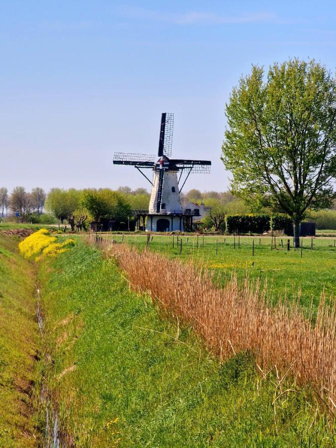 De Corner Van Zeeland Met Jacuzzi Sint Annaland Exteriör bild