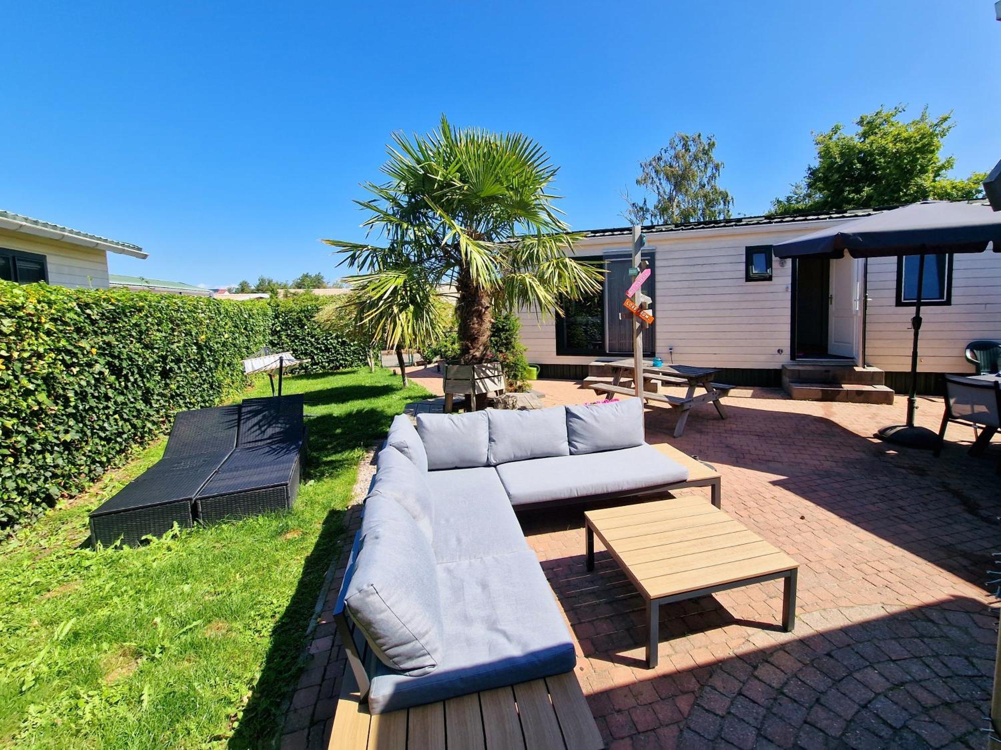 De Corner Van Zeeland Met Jacuzzi Sint Annaland Exteriör bild
