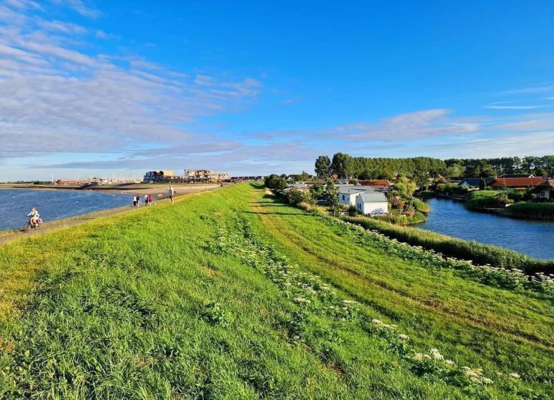 De Corner Van Zeeland Met Jacuzzi Sint Annaland Exteriör bild